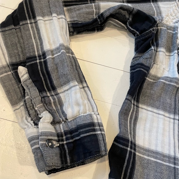 Columbia Plaid Long Sleeve Button Up Shirt - Picture 8 of 8